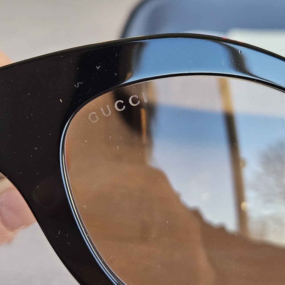 Gucci Black Frame Cat Eye Sunglasses NWOT - Picture 3 of 6